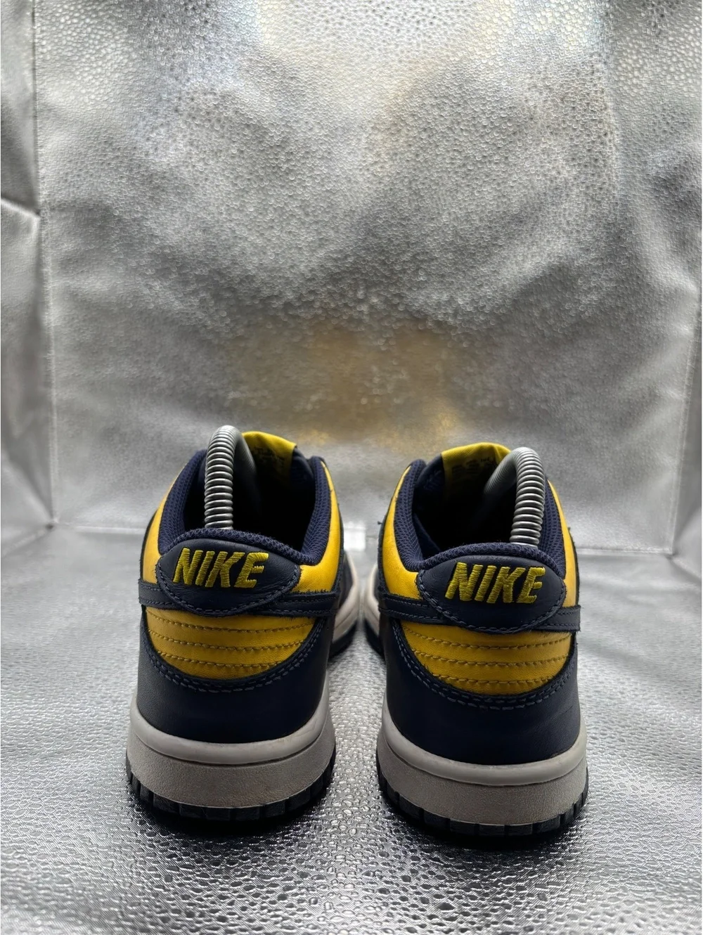 Nike size 5y